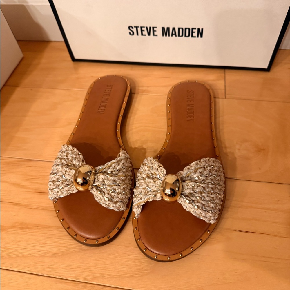 Steve Madden Women's Cream and Gold Slide Sandals